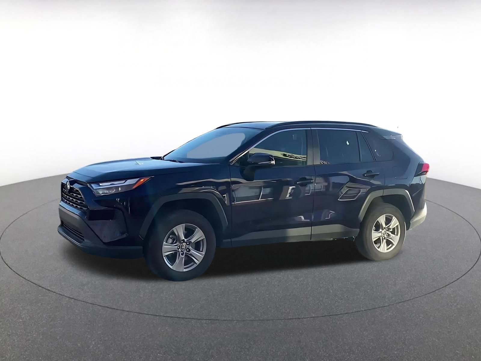Thumbnail: 2025 Toyota RAV4 - 8