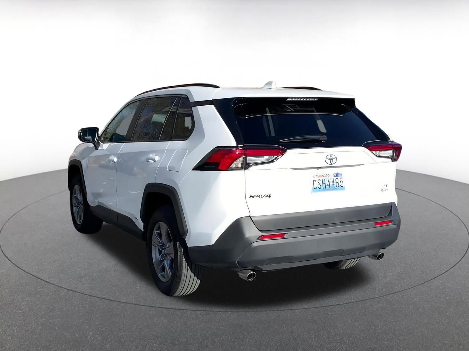 Thumbnail: 2025 Toyota RAV4 - 11