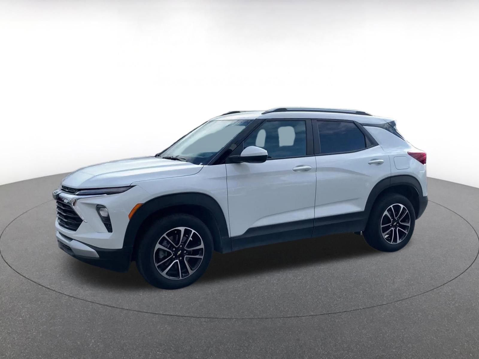 Thumbnail: 2025 Chevrolet TrailBlazer - 8