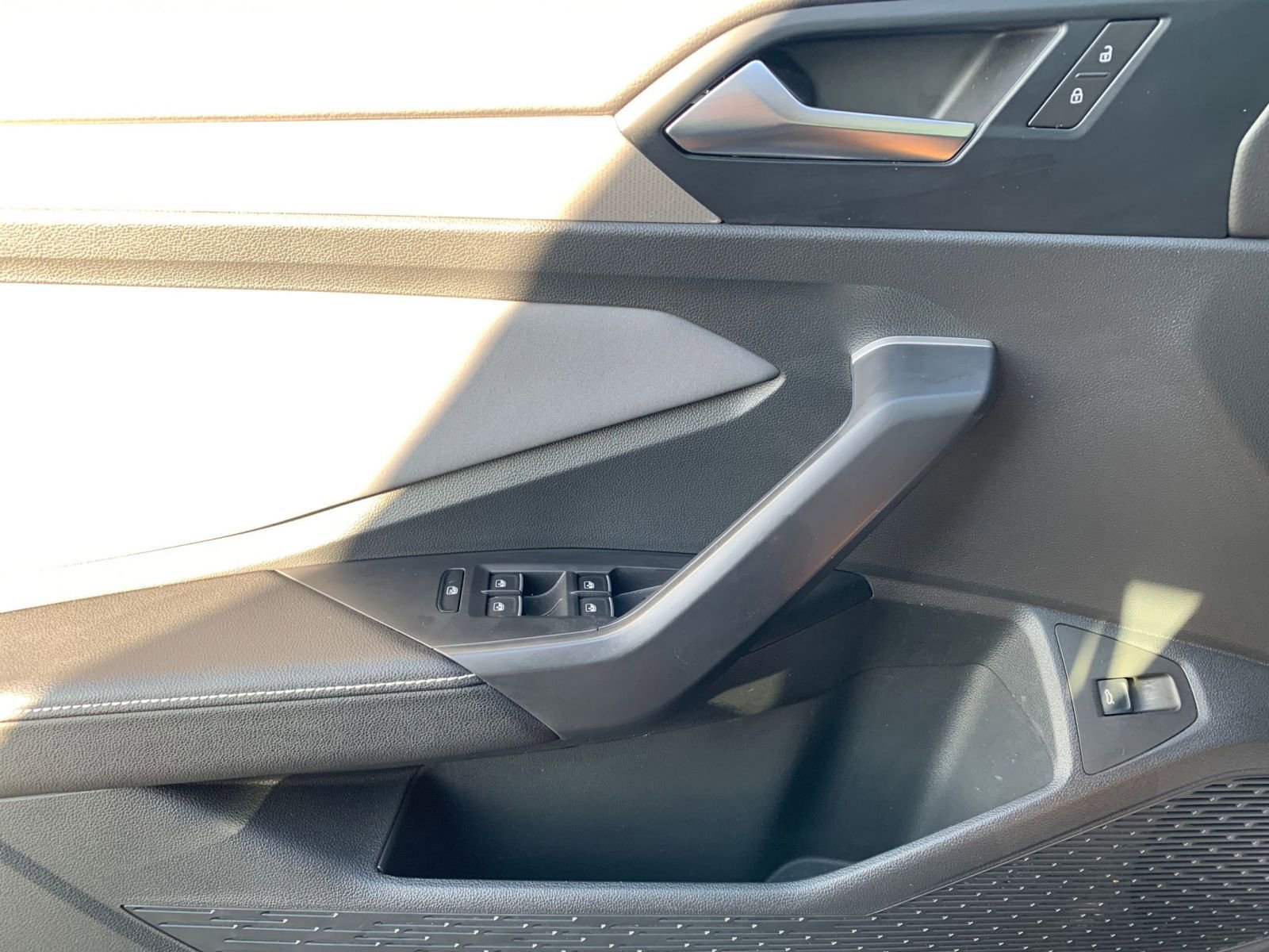 Thumbnail: 2025 Volkswagen Jetta - 20