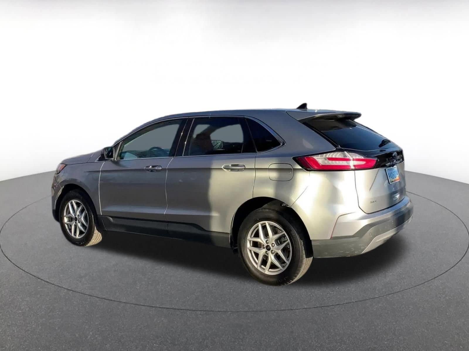Thumbnail: 2024 Ford Edge - 10
