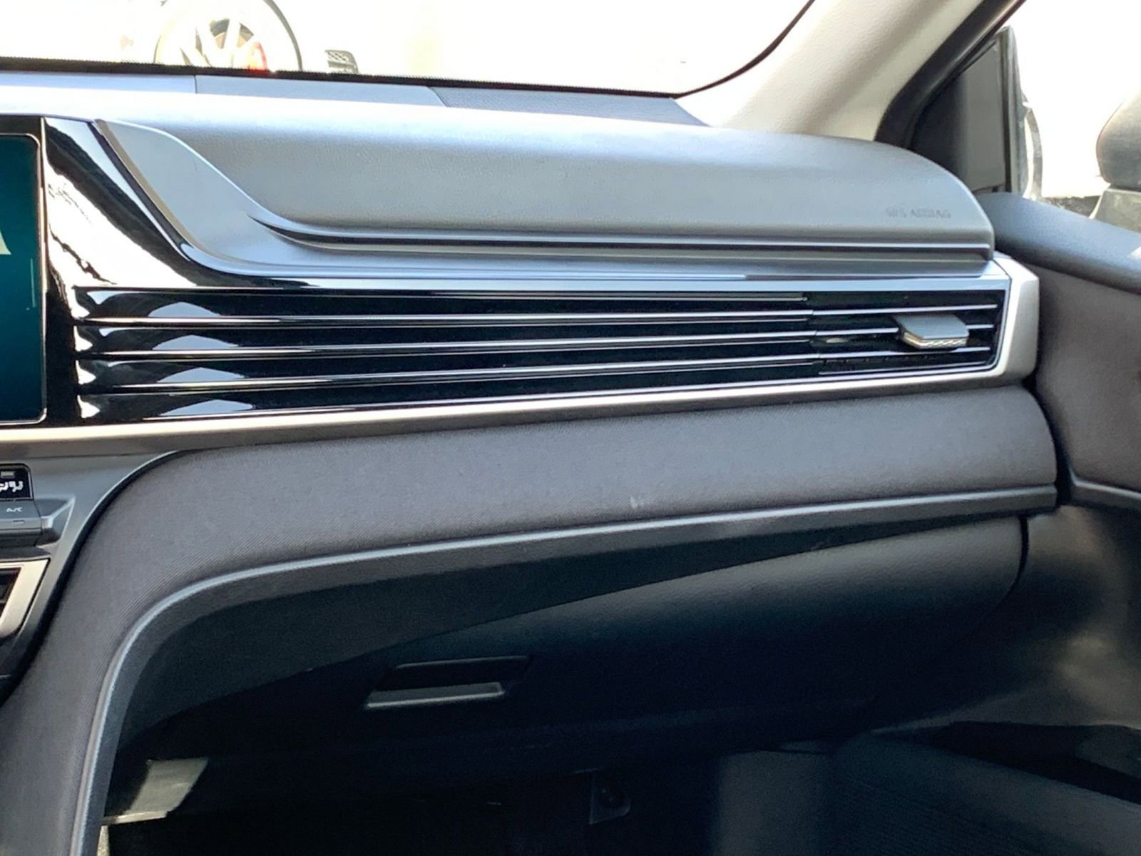 Thumbnail: 2025 Toyota Camry - 35