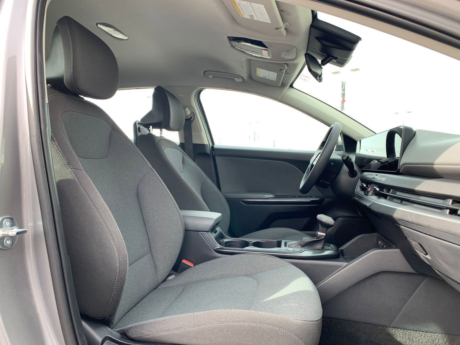 Thumbnail: 2025 Kia K4 - 35