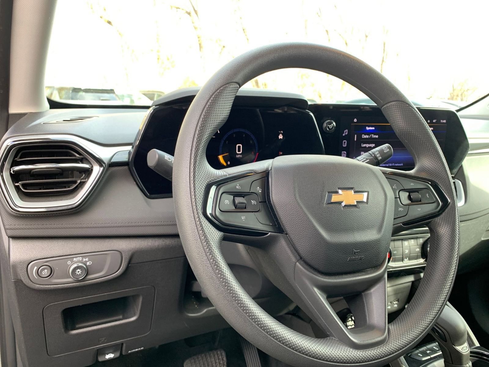 Thumbnail: 2025 Chevrolet TrailBlazer - 32