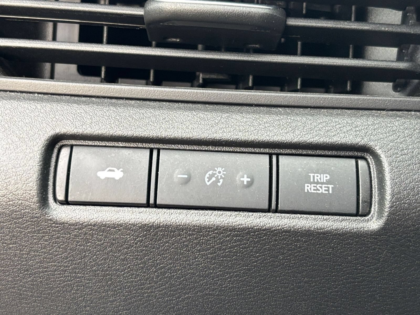 Thumbnail: 2025 Nissan Altima - 19