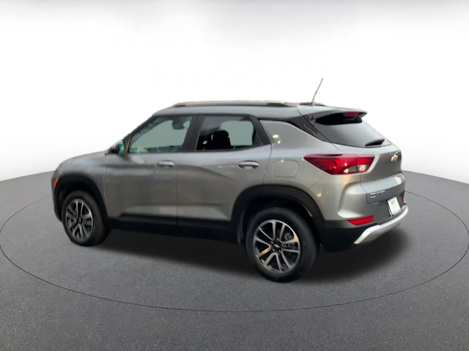 Thumbnail: 2025 Chevrolet TrailBlazer - 10