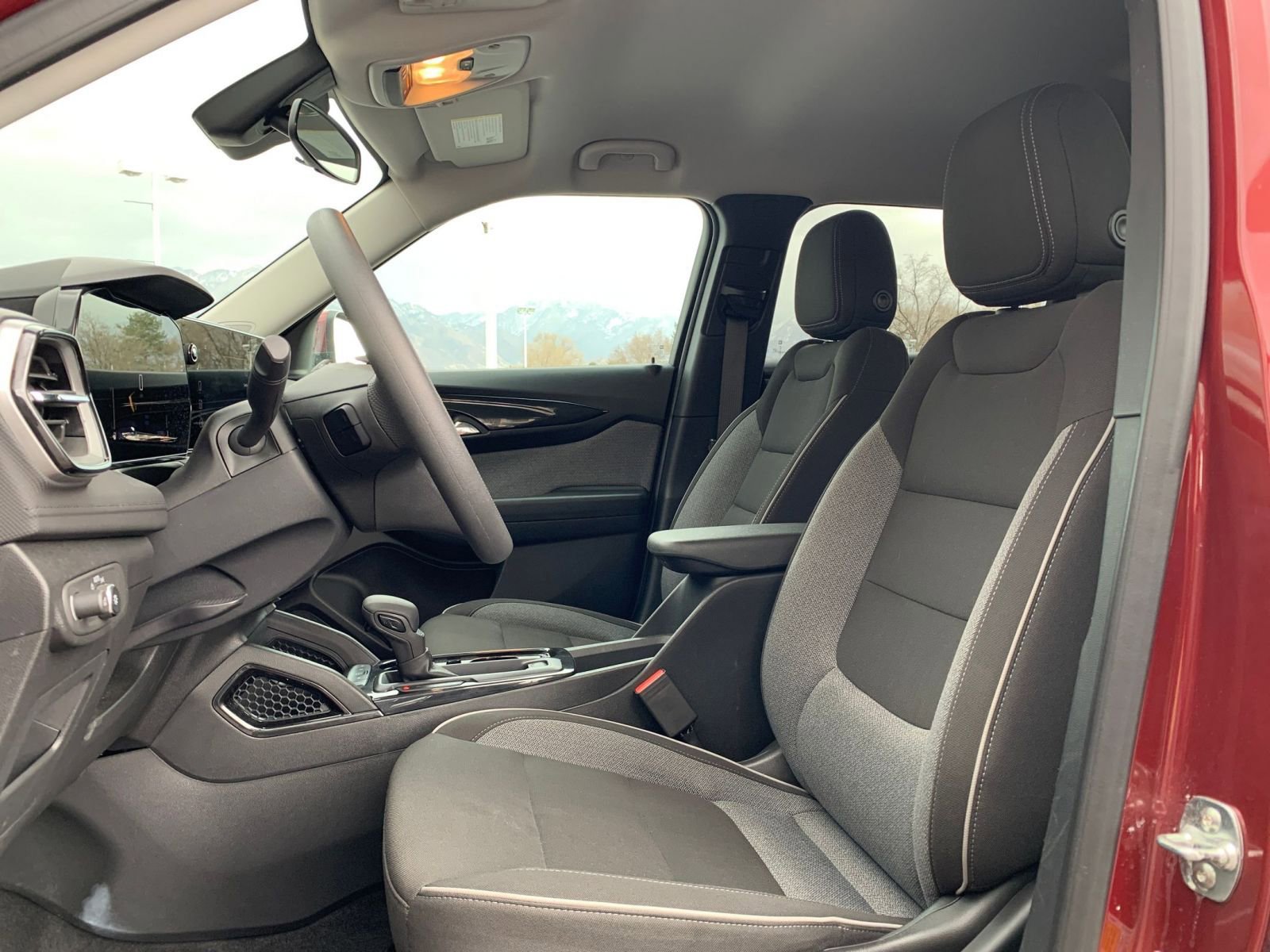 Thumbnail: 2025 Chevrolet TrailBlazer - 24