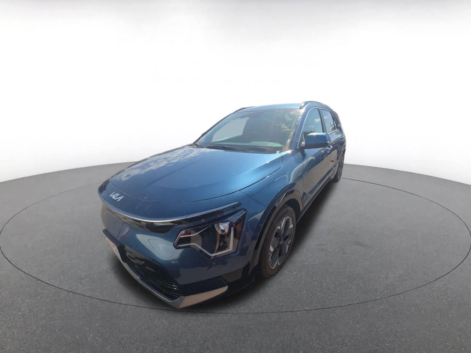 Thumbnail: 2023 Kia Niro - 2