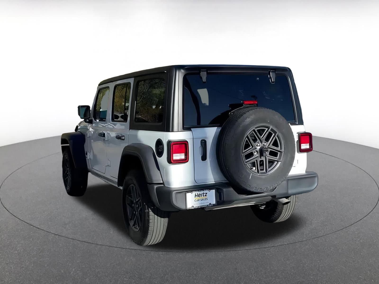 Thumbnail: 2025 Jeep Wrangler - 12
