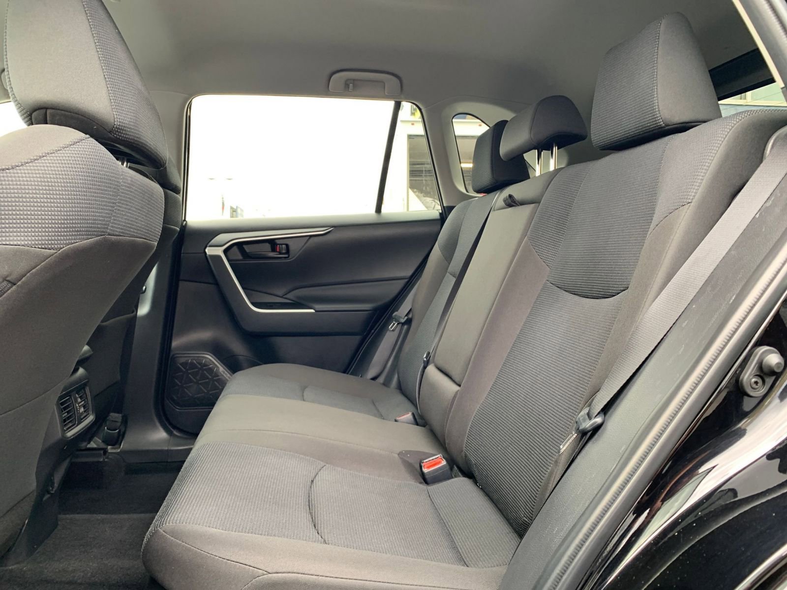 Thumbnail: 2025 Toyota RAV4 - 24