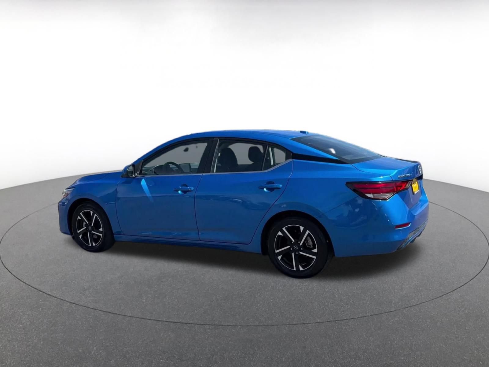 Thumbnail: 2025 Nissan Sentra - 9
