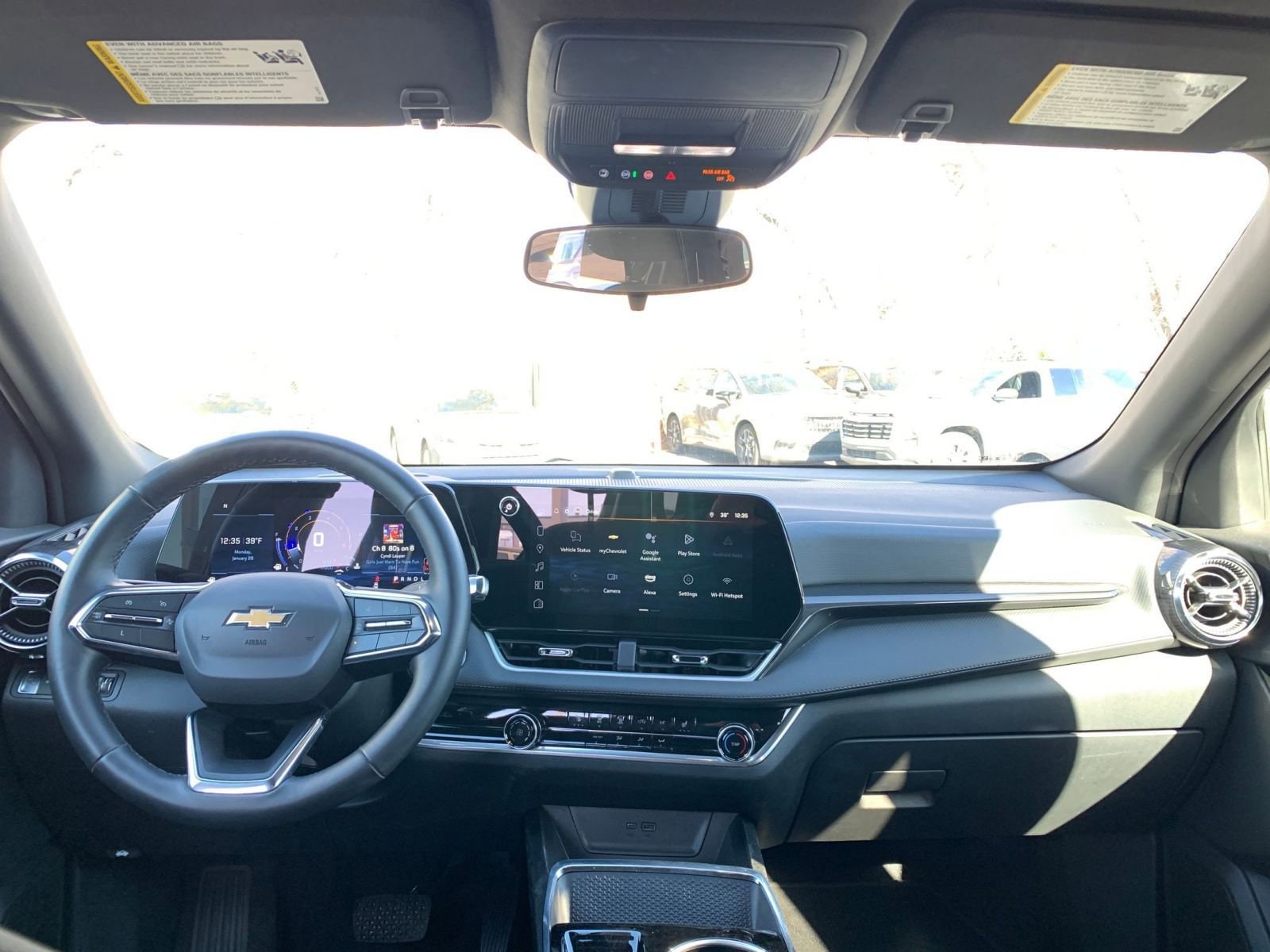 Thumbnail: 2025 Chevrolet Equinox - 32