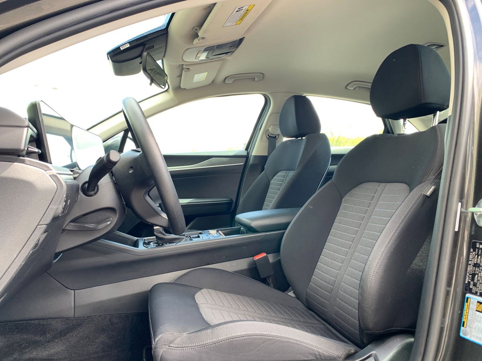 Thumbnail: 2025 Kia K5 - 27