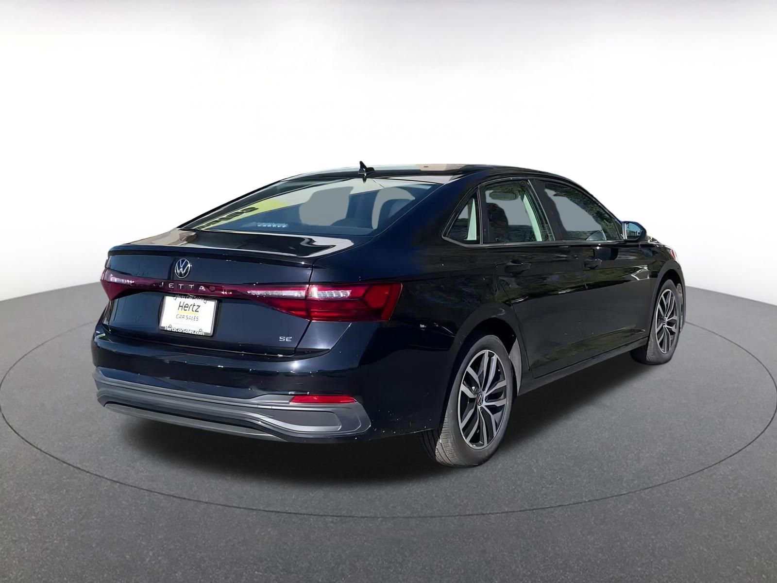 Thumbnail: 2025 Volkswagen Jetta - 14