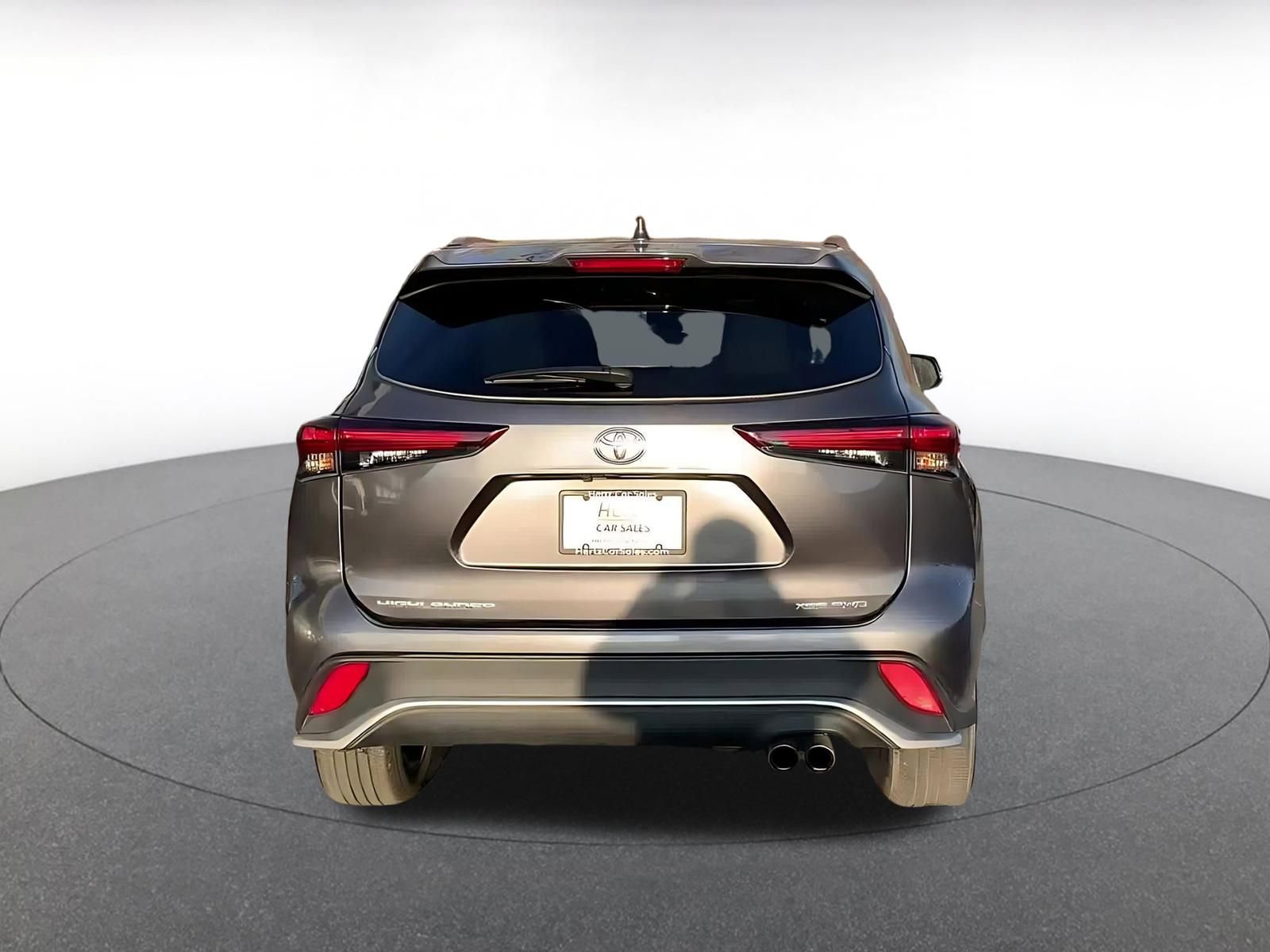 Thumbnail: 2025 Toyota Highlander - 12