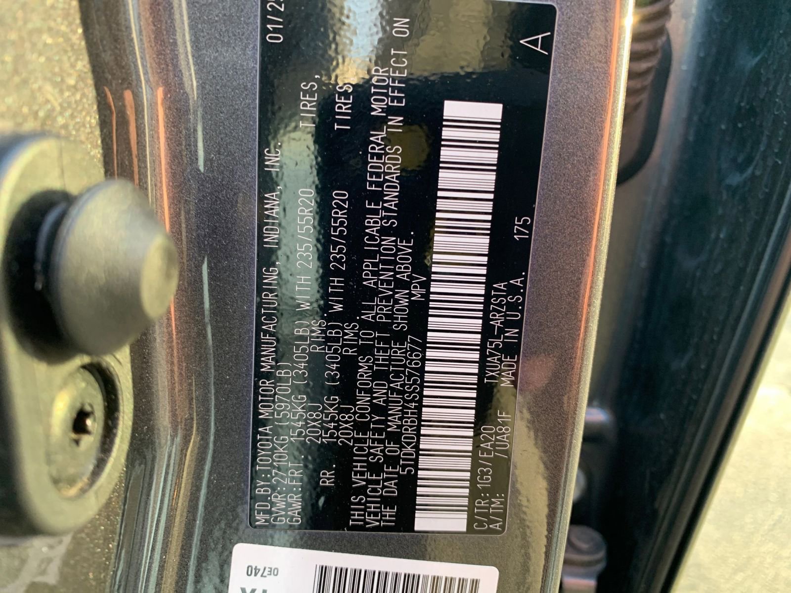 Thumbnail: 2025 Toyota Highlander - 32