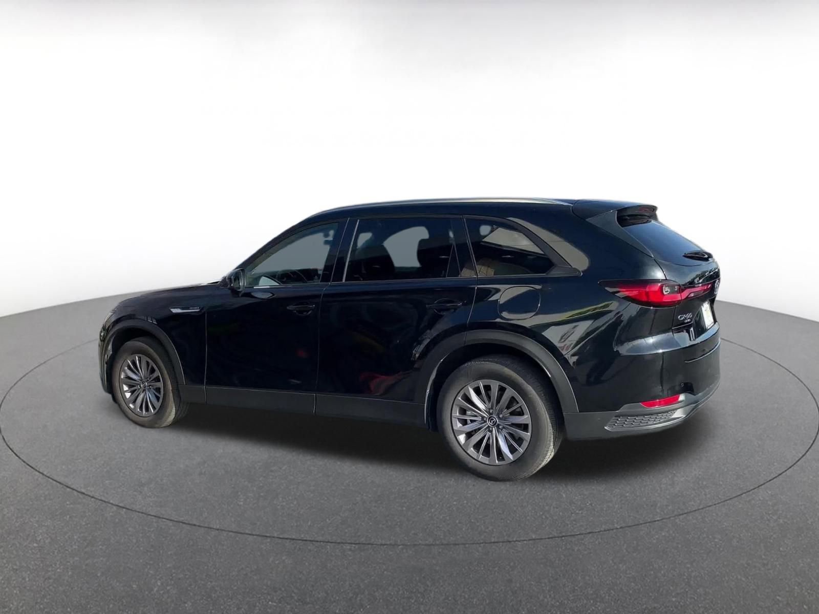 Thumbnail: 2025 Mazda CX-90 - 10