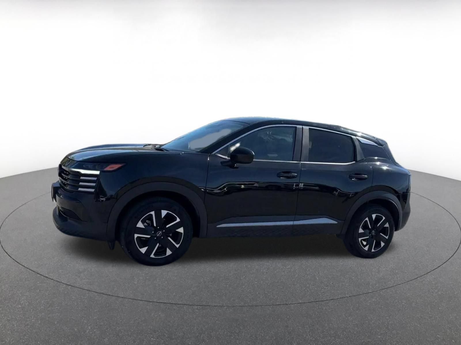 Thumbnail: 2025 Nissan Kicks - 6