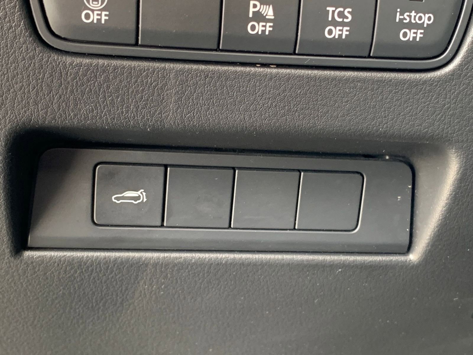 Thumbnail: 2025 Mazda CX-90 - 23