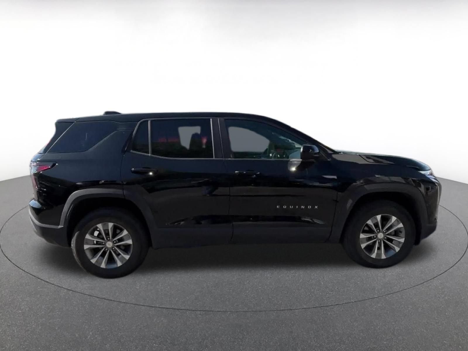 Thumbnail: 2025 Chevrolet Equinox - 13