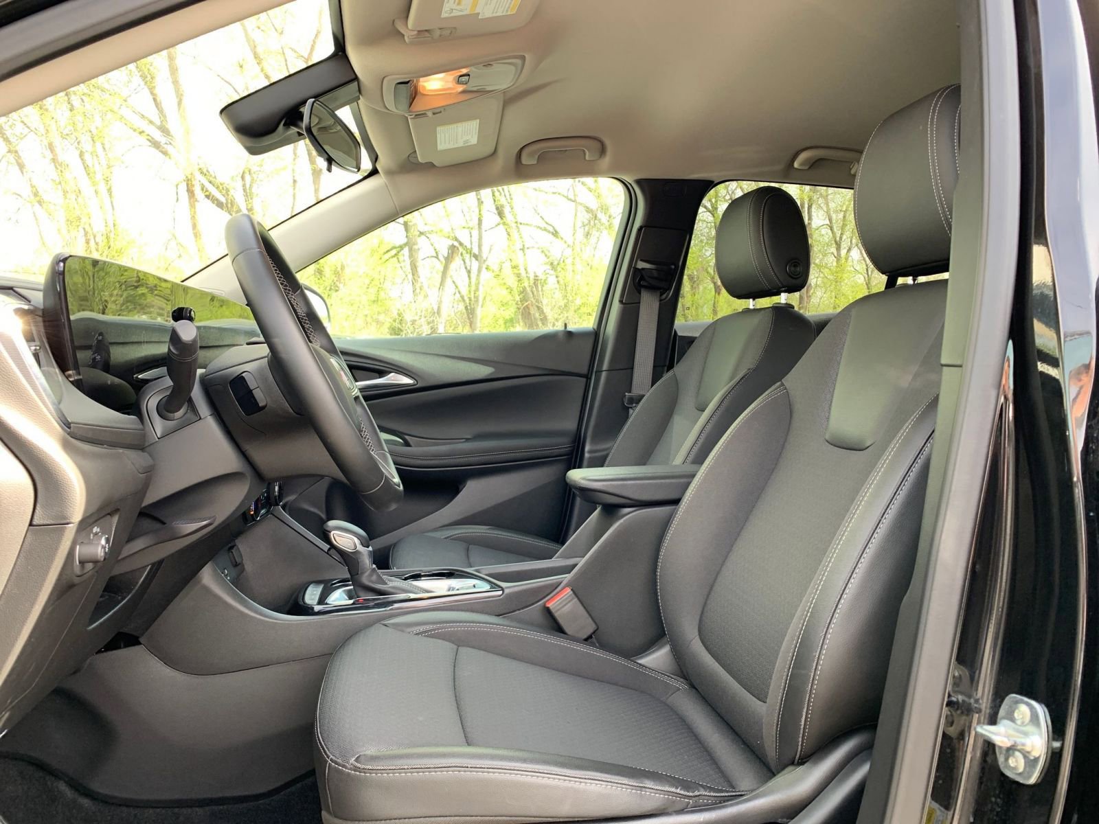 Thumbnail: 2025 Buick Encore GX - 25