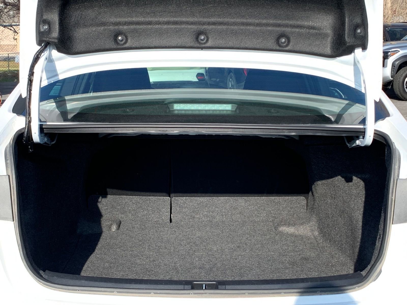 Thumbnail: 2025 Toyota Corolla - 29