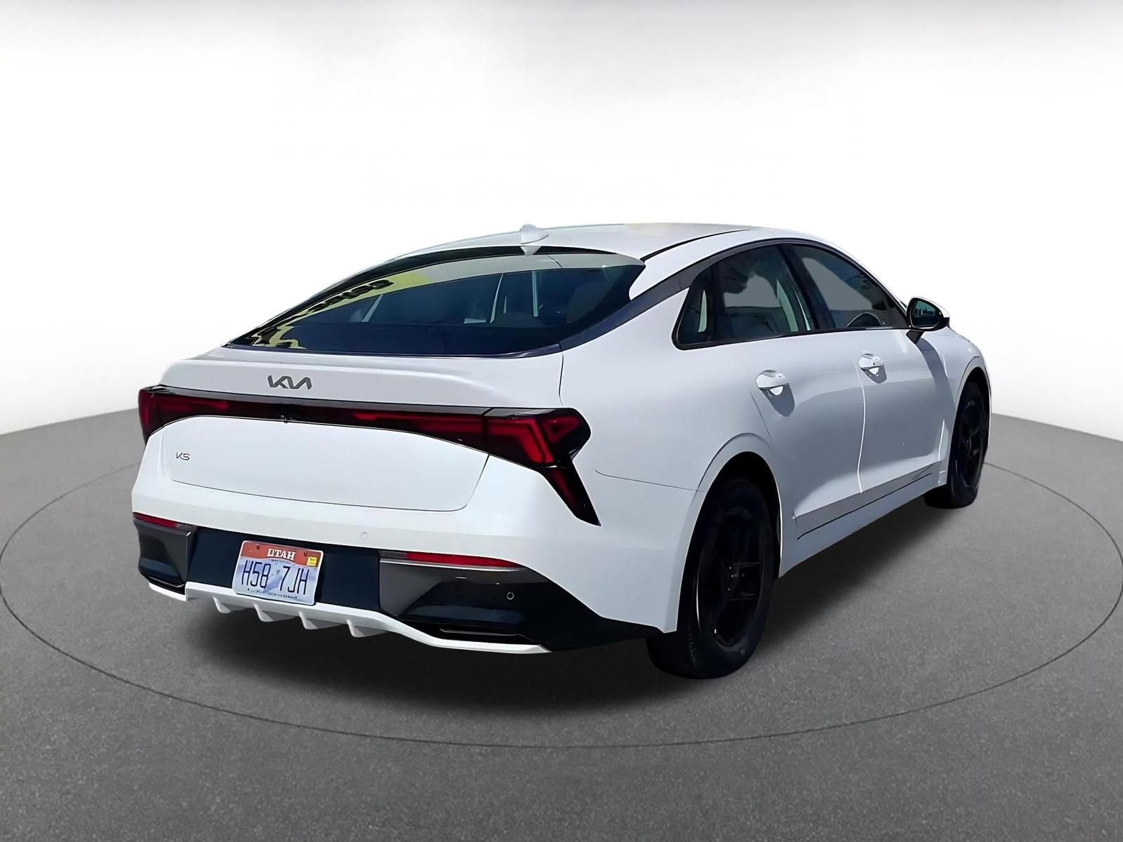 Thumbnail: 2025 Kia K5 - 12