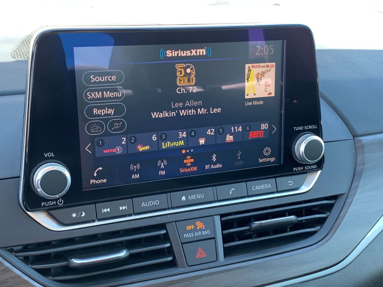 Thumbnail: 2025 Nissan Altima - 20