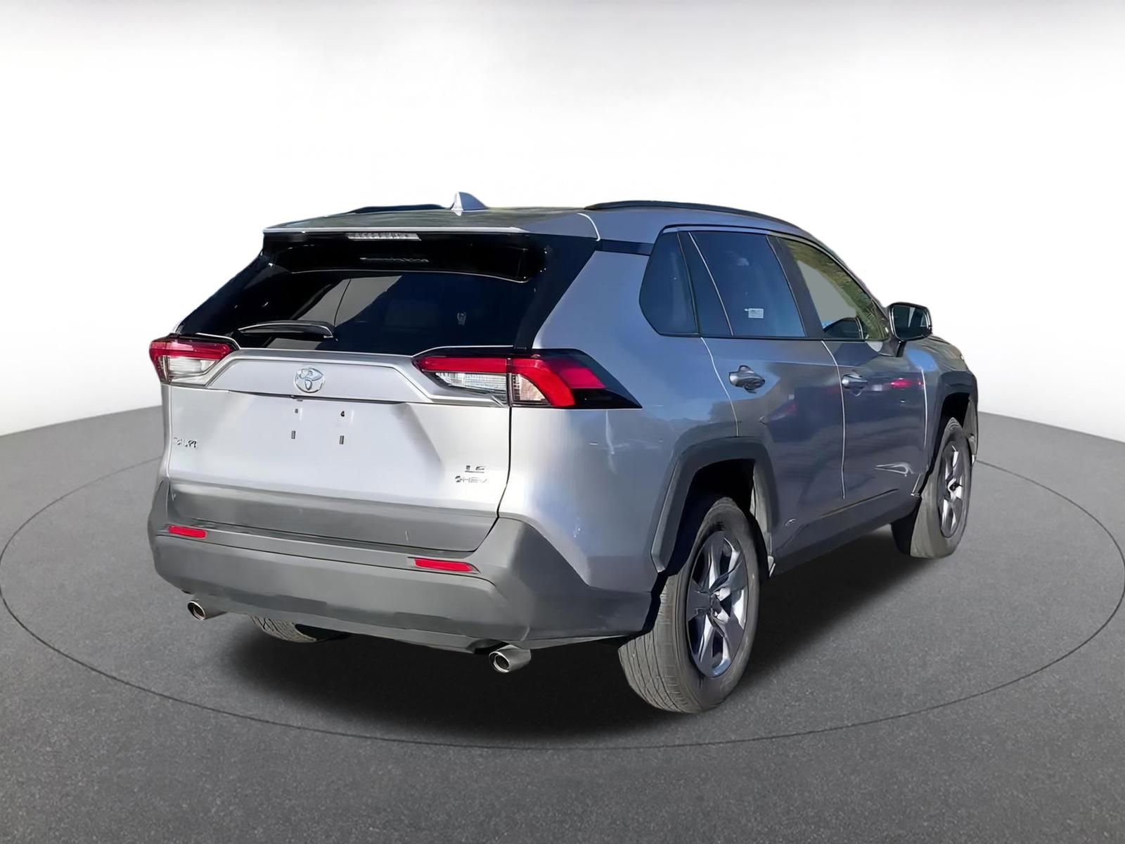 Thumbnail: 2025 Toyota RAV4 - 14