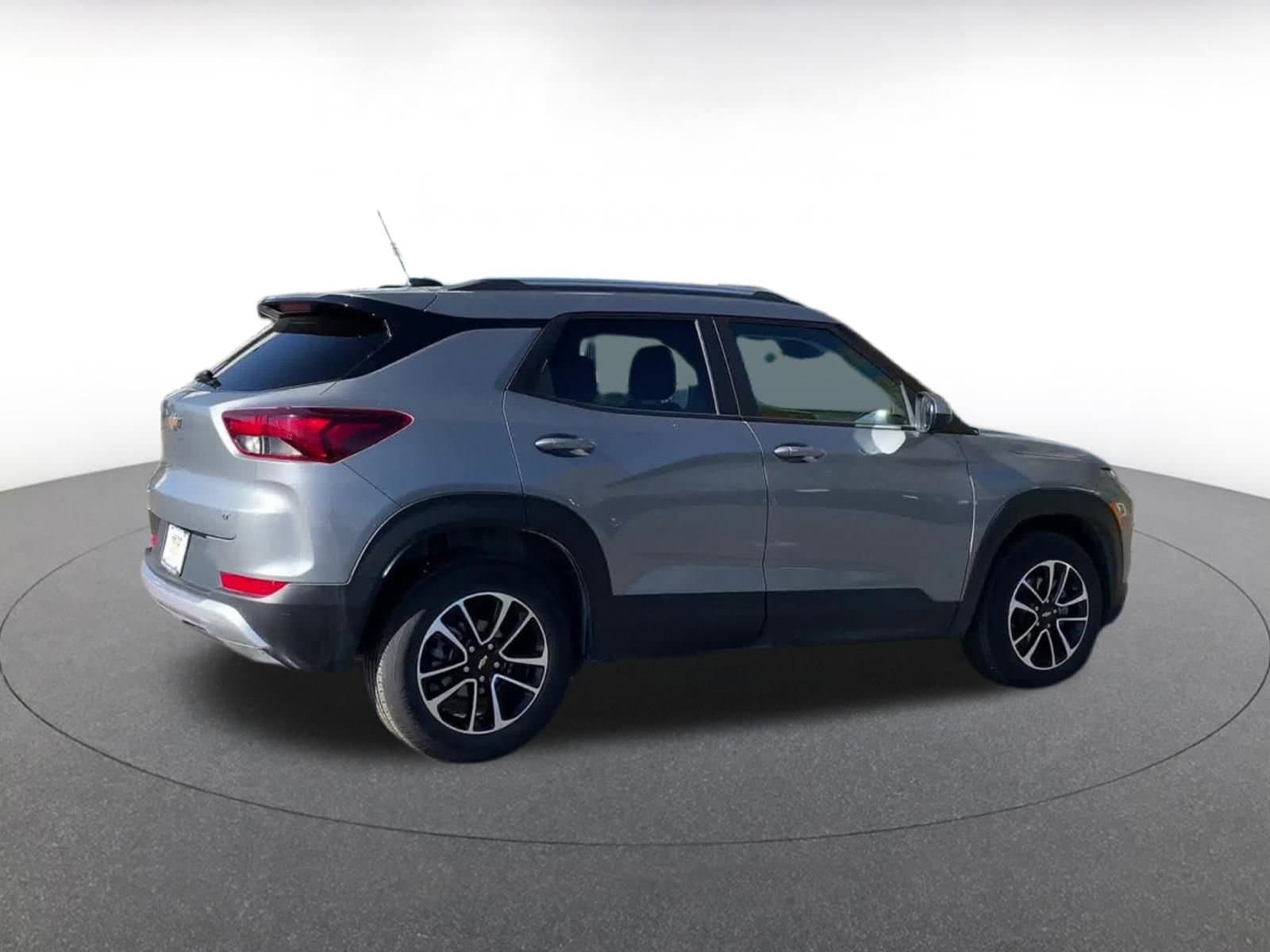 Thumbnail: 2025 Chevrolet TrailBlazer - 15