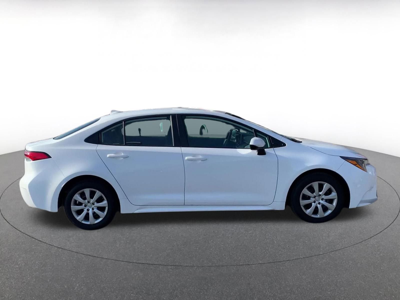 Thumbnail: 2025 Toyota Corolla - 16