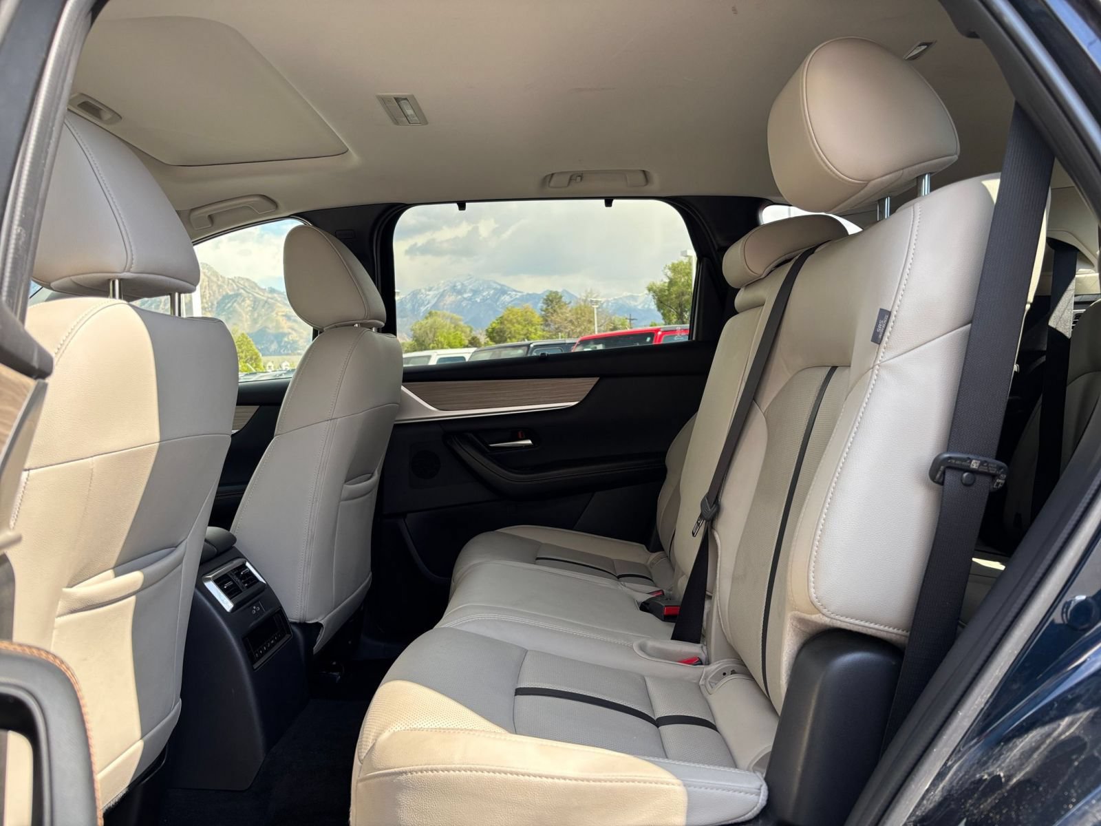 Thumbnail: 2025 Mazda CX-90 - 27
