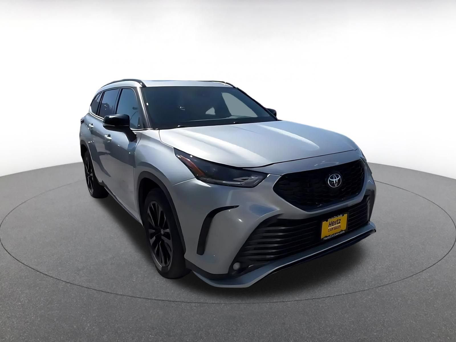 Thumbnail: 2025 Toyota Highlander - 3