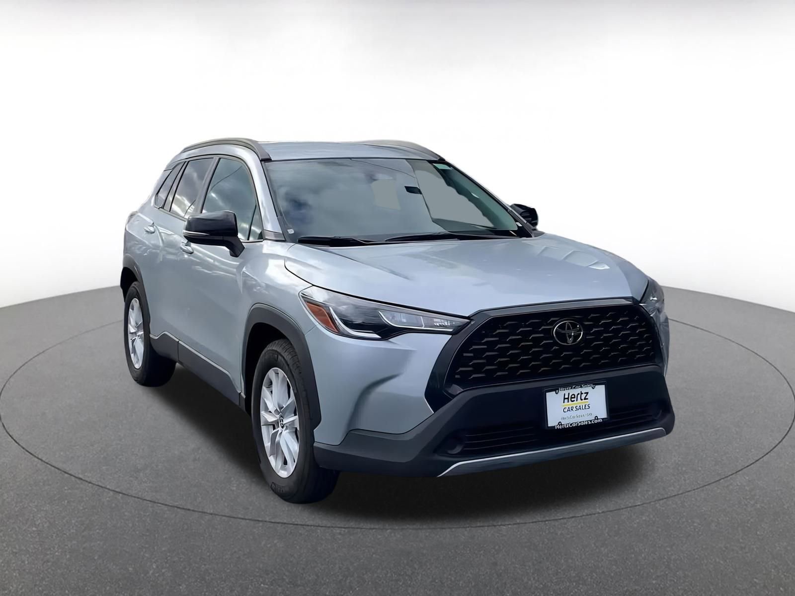 Thumbnail: 2025 Toyota Corolla Cross - 3