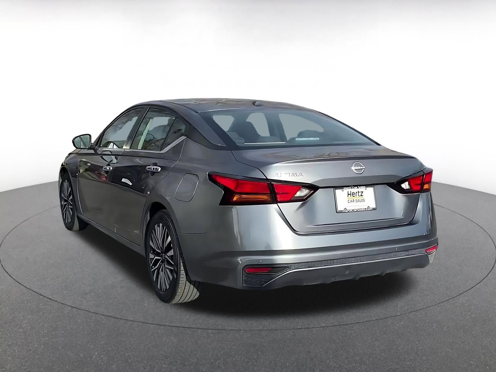 Thumbnail: 2025 Nissan Altima - 11