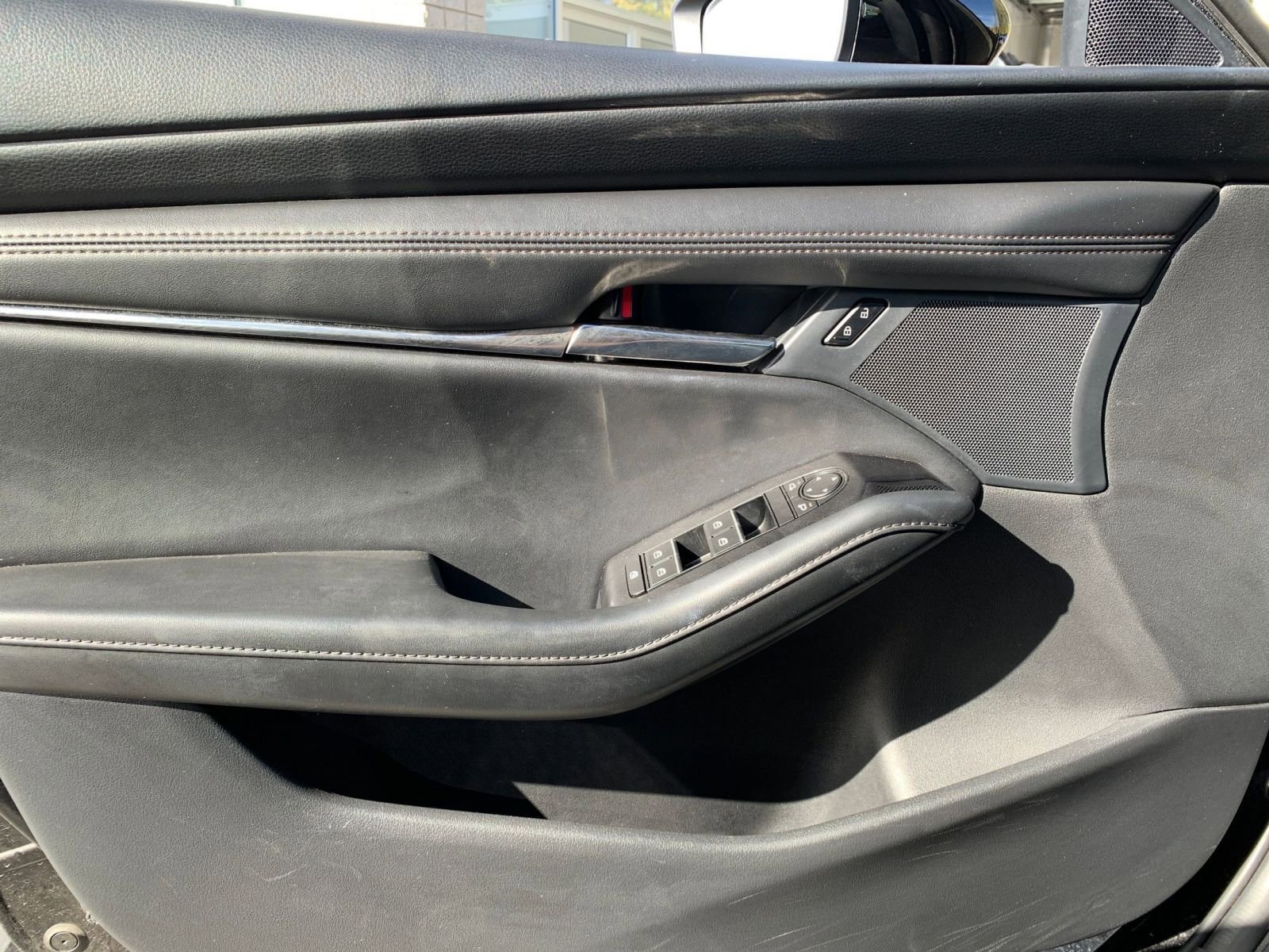 Thumbnail: 2025 Mazda Mazda3 - 20