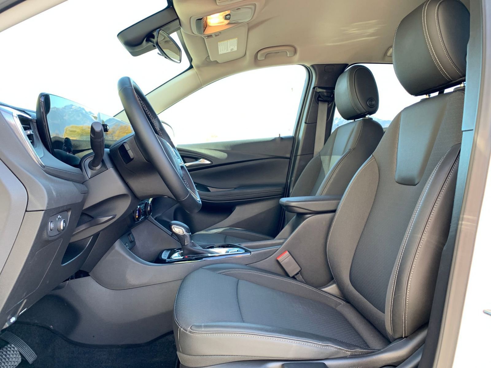 Thumbnail: 2025 Buick Encore GX - 24