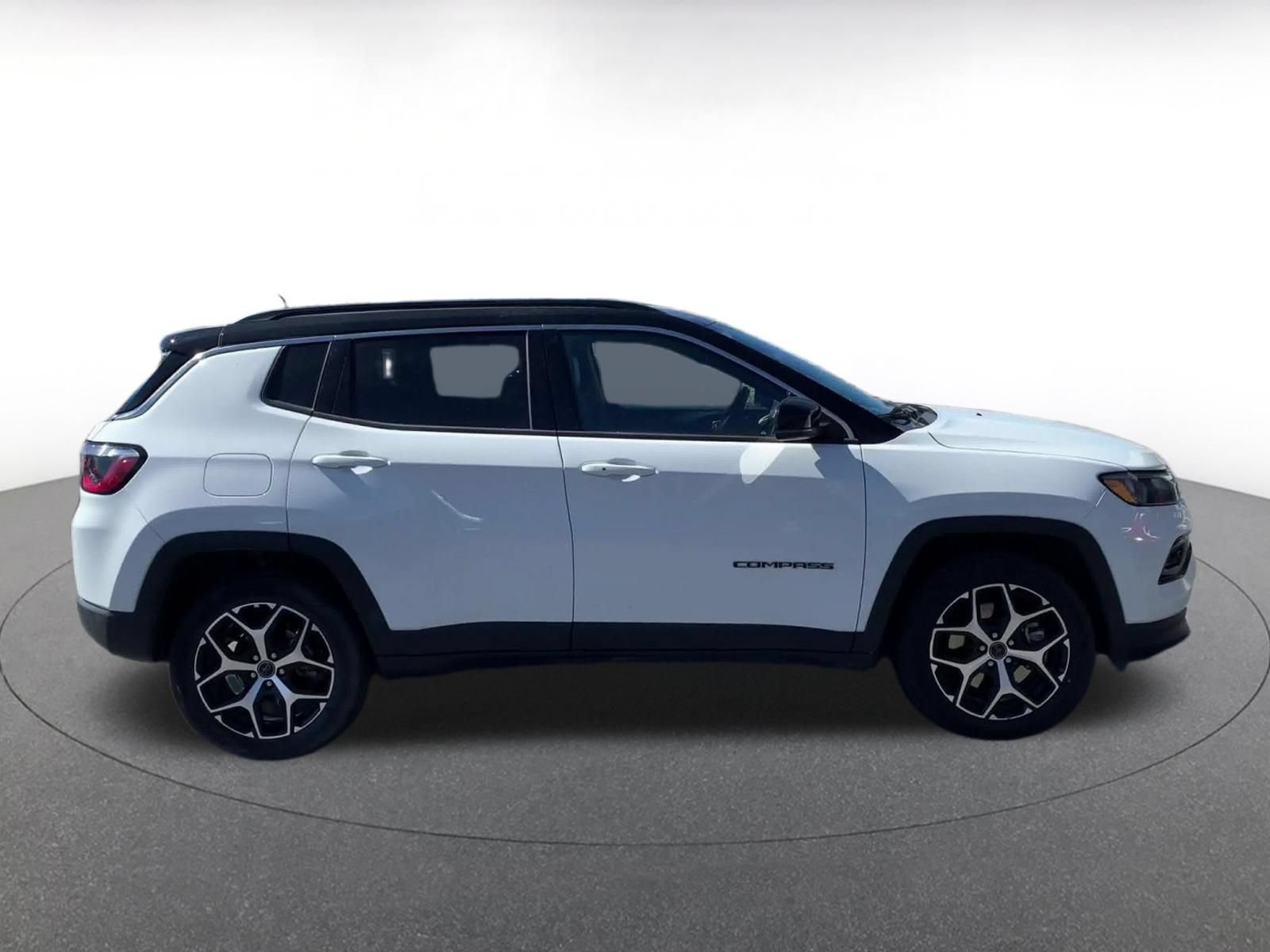 Thumbnail: 2025 Jeep Compass - 15