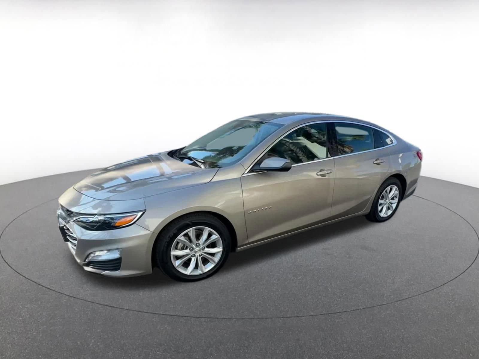 Thumbnail: 2023 Chevrolet Malibu - 8