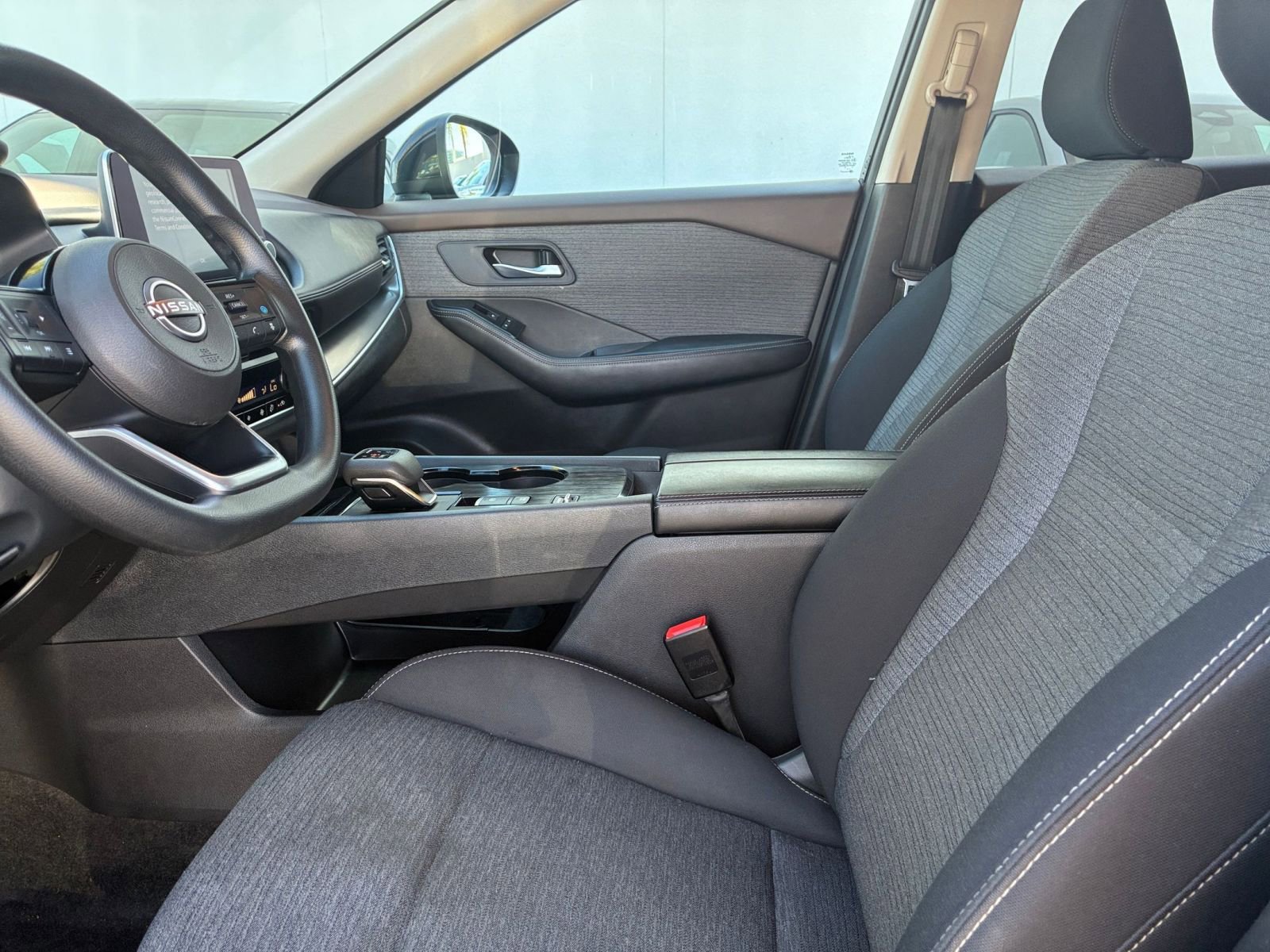 Thumbnail: 2023 Nissan Rogue - 28