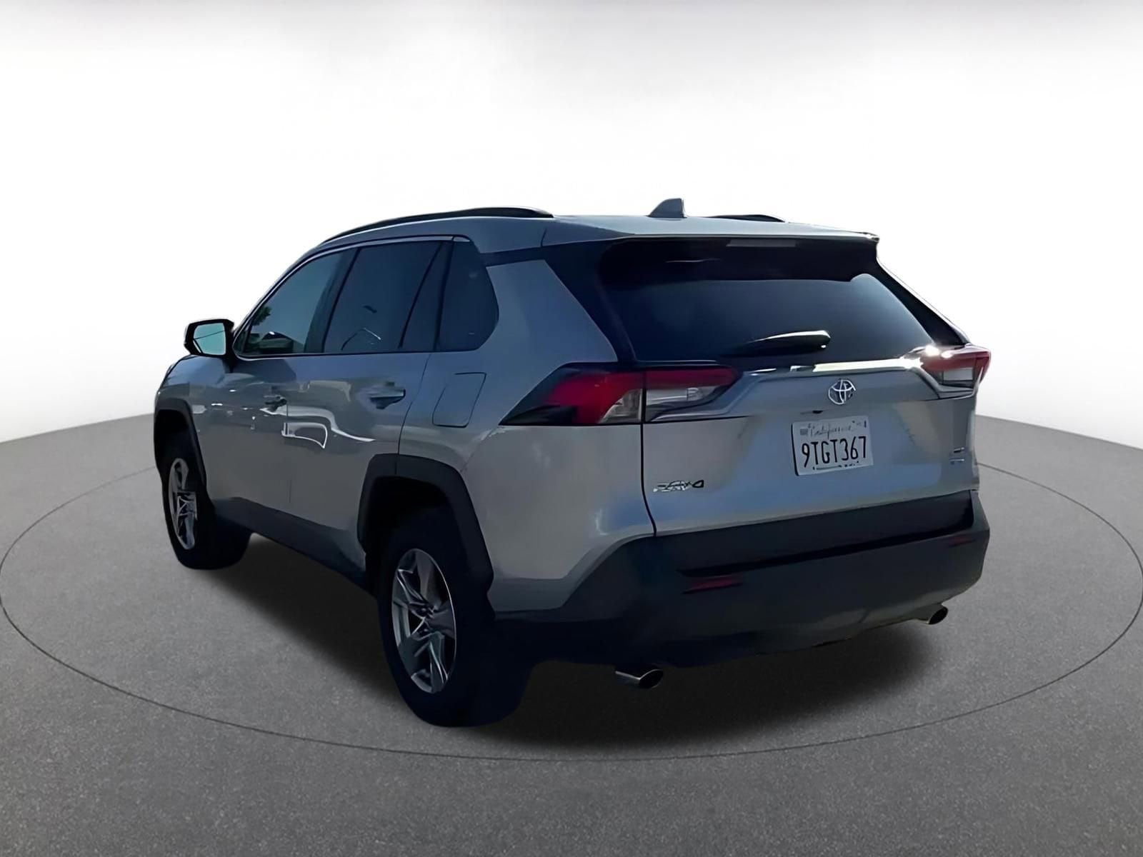 Thumbnail: 2025 Toyota RAV4 - 11