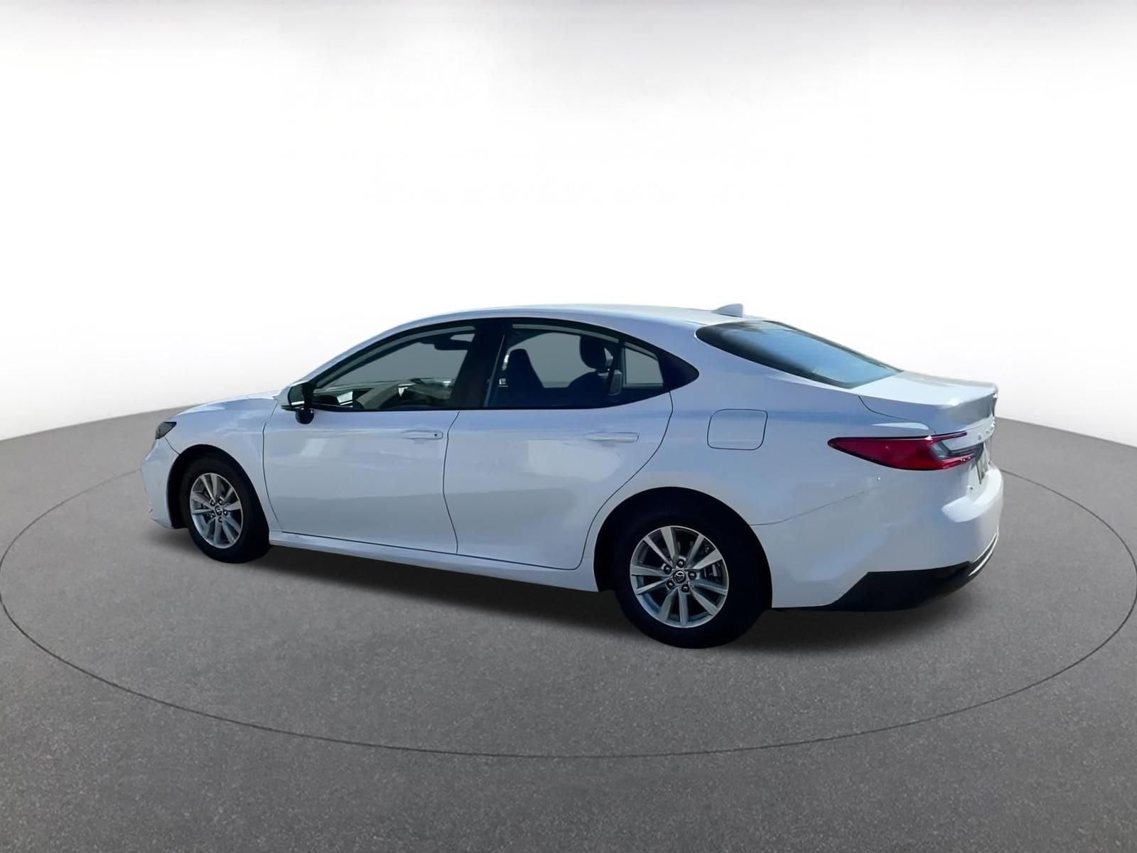 Thumbnail: 2025 Toyota Camry - 10