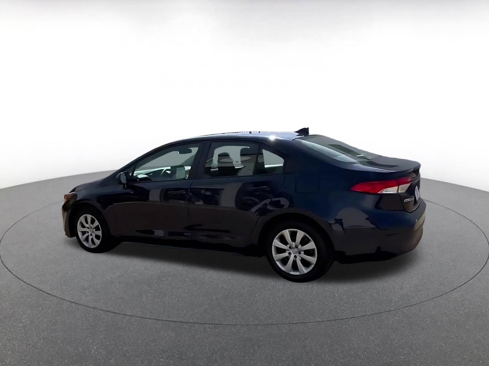 Thumbnail: 2025 Toyota Corolla - 10