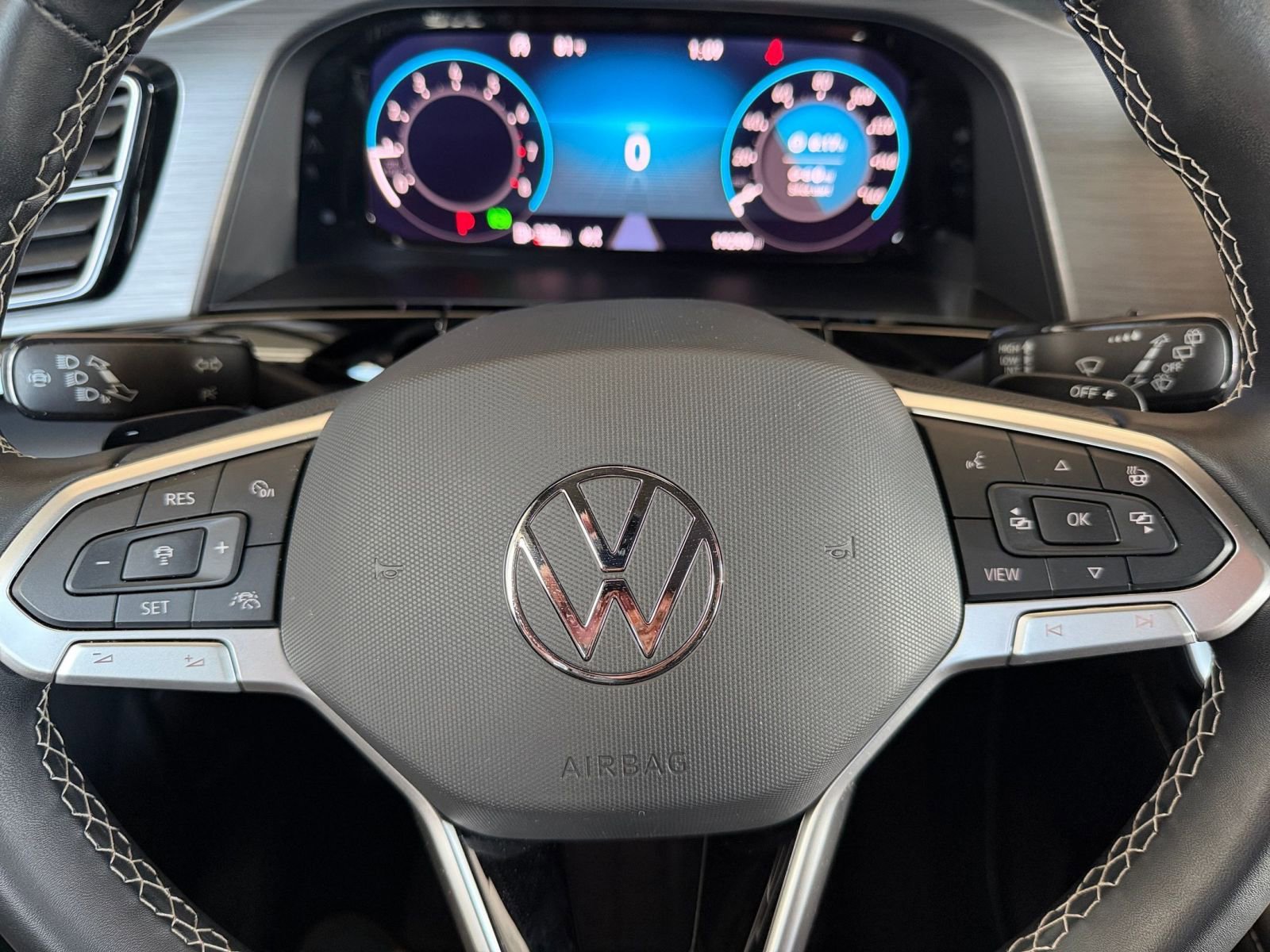 Thumbnail: 2025 Volkswagen Atlas - 28