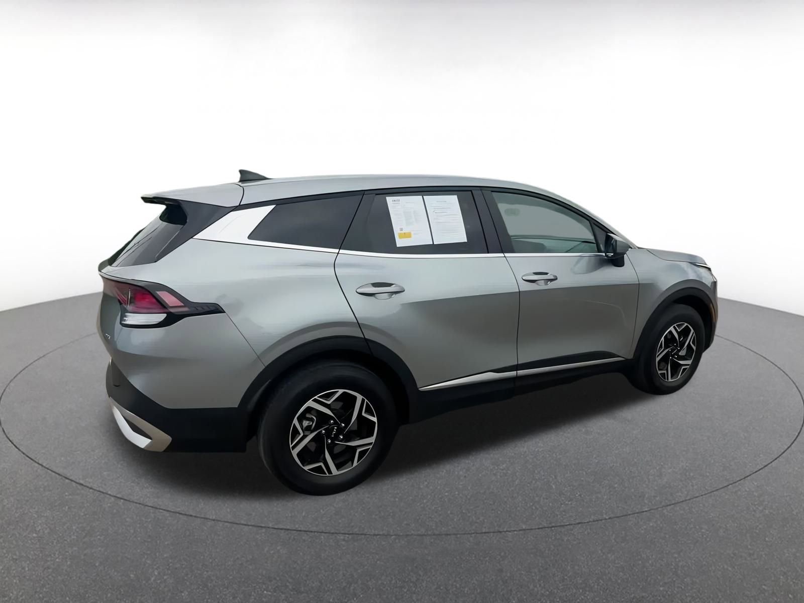 Thumbnail: 2024 Kia Sportage - 15
