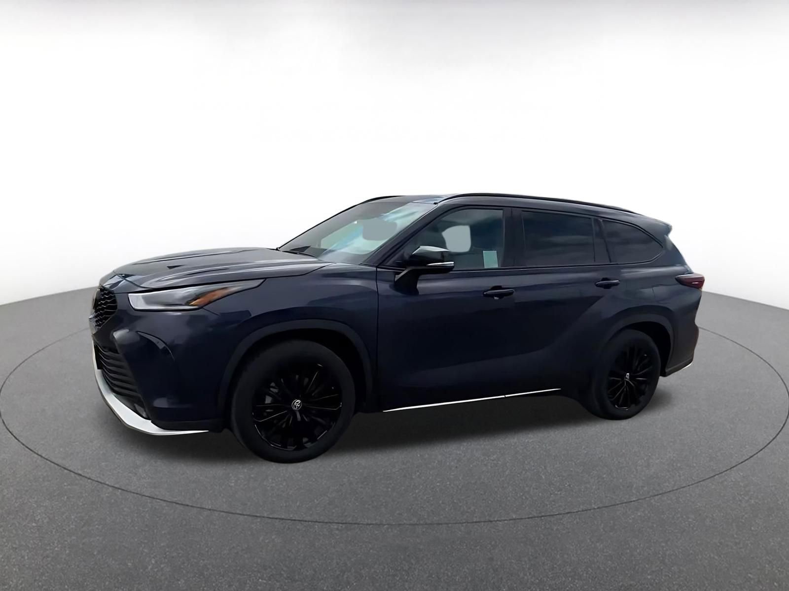 Thumbnail: 2025 Toyota Highlander - 8