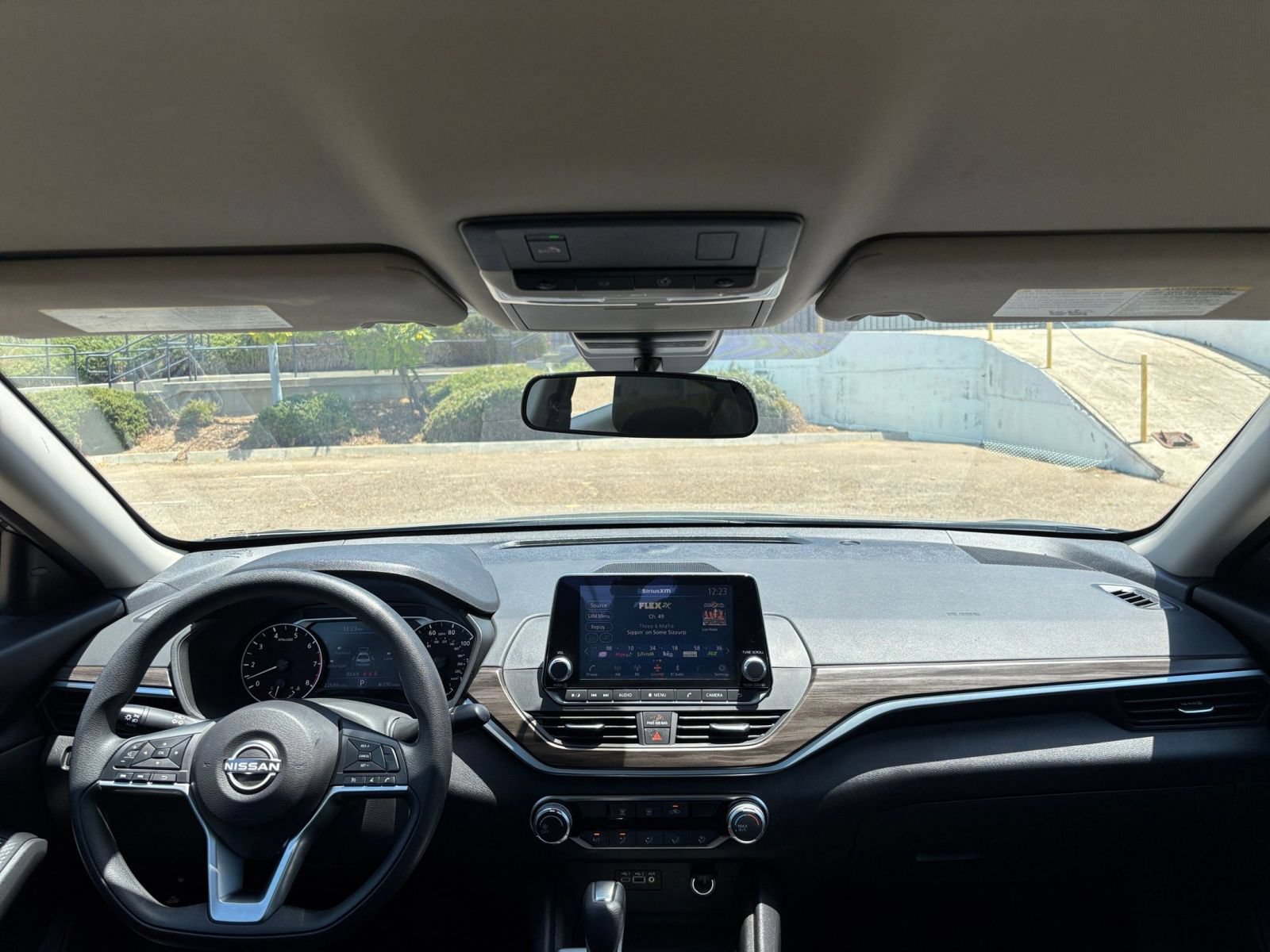 Thumbnail: 2025 Nissan Altima - 33