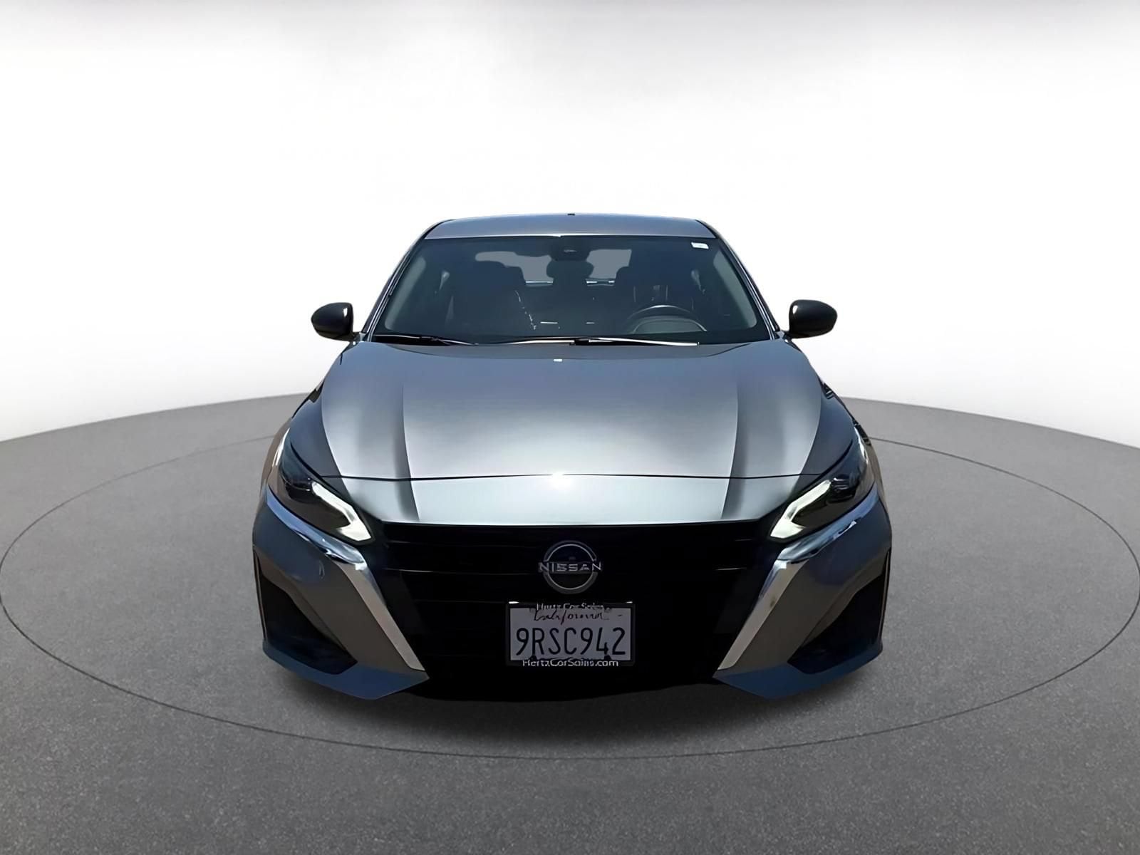 Thumbnail: 2025 Nissan Altima - 4