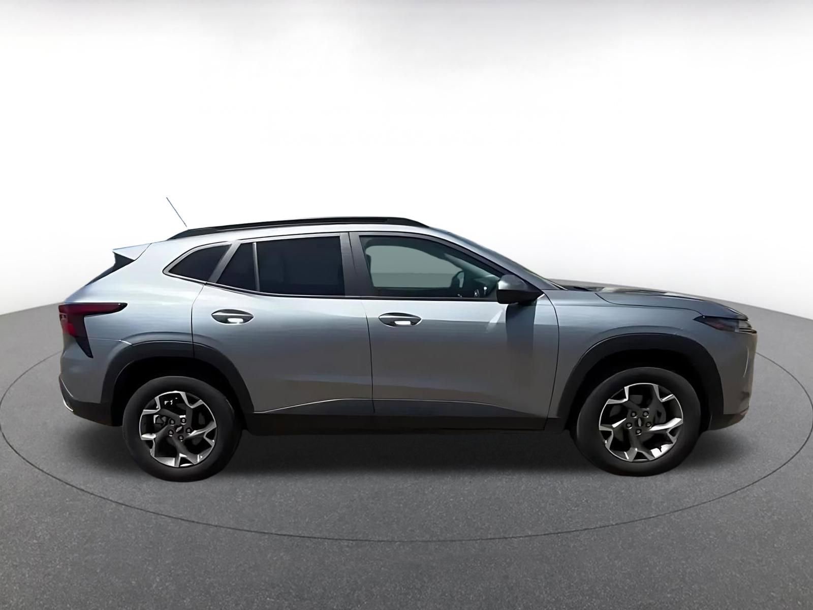 Thumbnail: 2025 Chevrolet Trax - 15