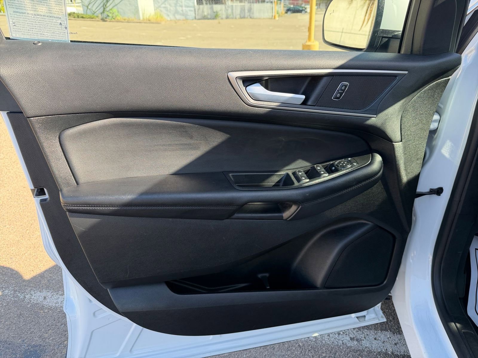 Thumbnail: 2023 Ford Edge - 20